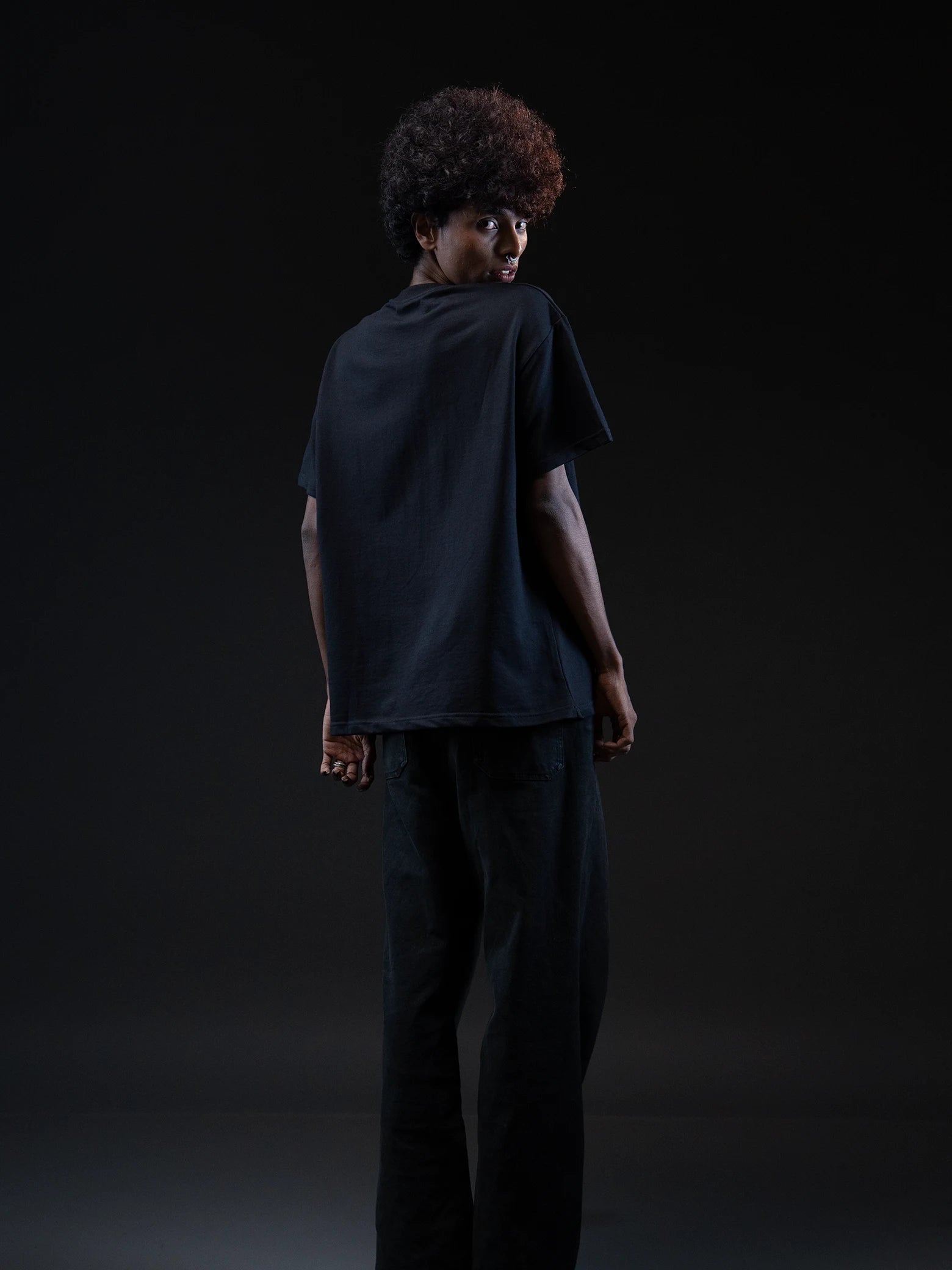 QUEEN (Boxy Fit T-Shirt)